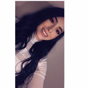 Meet your Posher, Karla